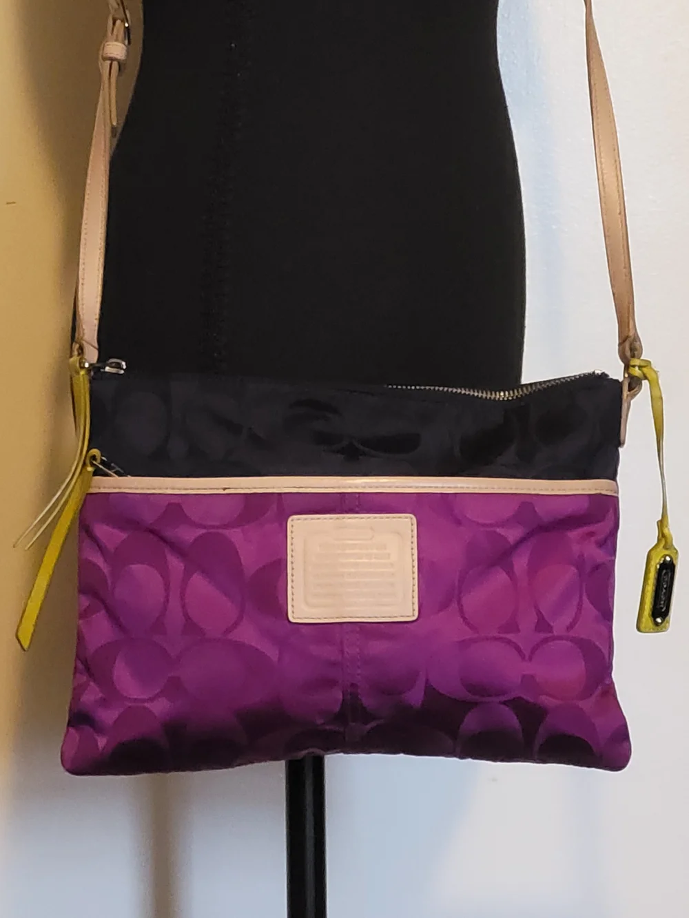 Coach Legacy Weekend Hippie 24864 Purple Signature Nylon Crossbody With Wristlet